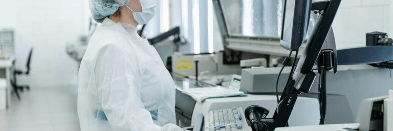 Ernährungswissenschaften oder Lebensmitteltechnik Ernährungswissenschaft oder Labortechnikerin im Labor